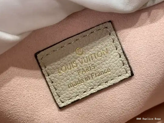 Aaa replica ru CHAIN LOCKME VUITTON LOUIS PM 0608